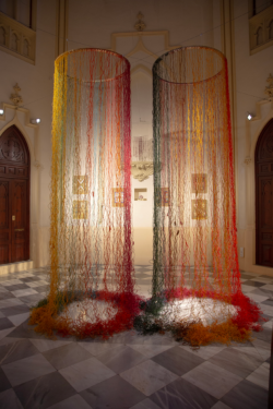 Khipus, 2025, Died sisal and wood, 15' high